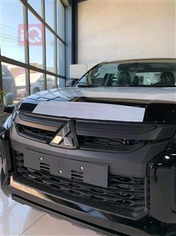 میتسوبیشی L200